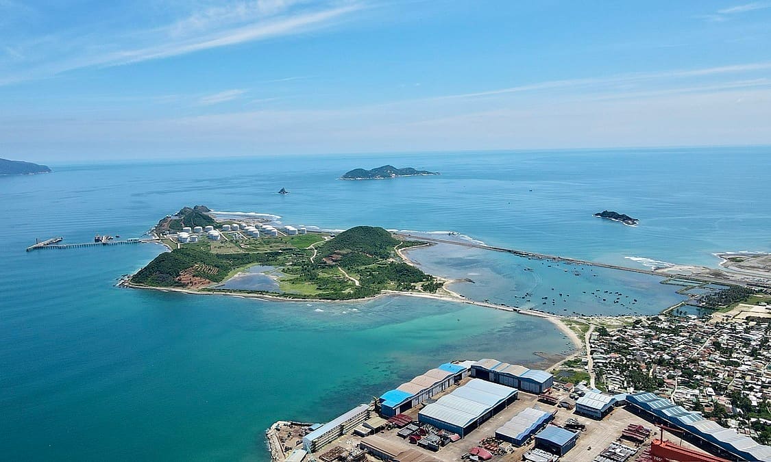 Khanh Hoa подает заявки на два проекта на сумму более 14 000 миллиардов донгов в Ван Фонге